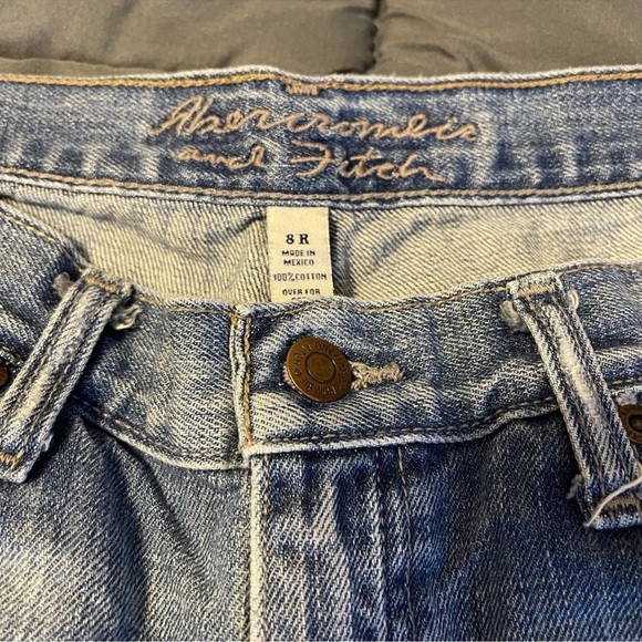 ABERCROMBIE & FITCH ERIN STRAIGHT LEG WOMENS JEANS Sz 8R Blue - Picture 4 of 6